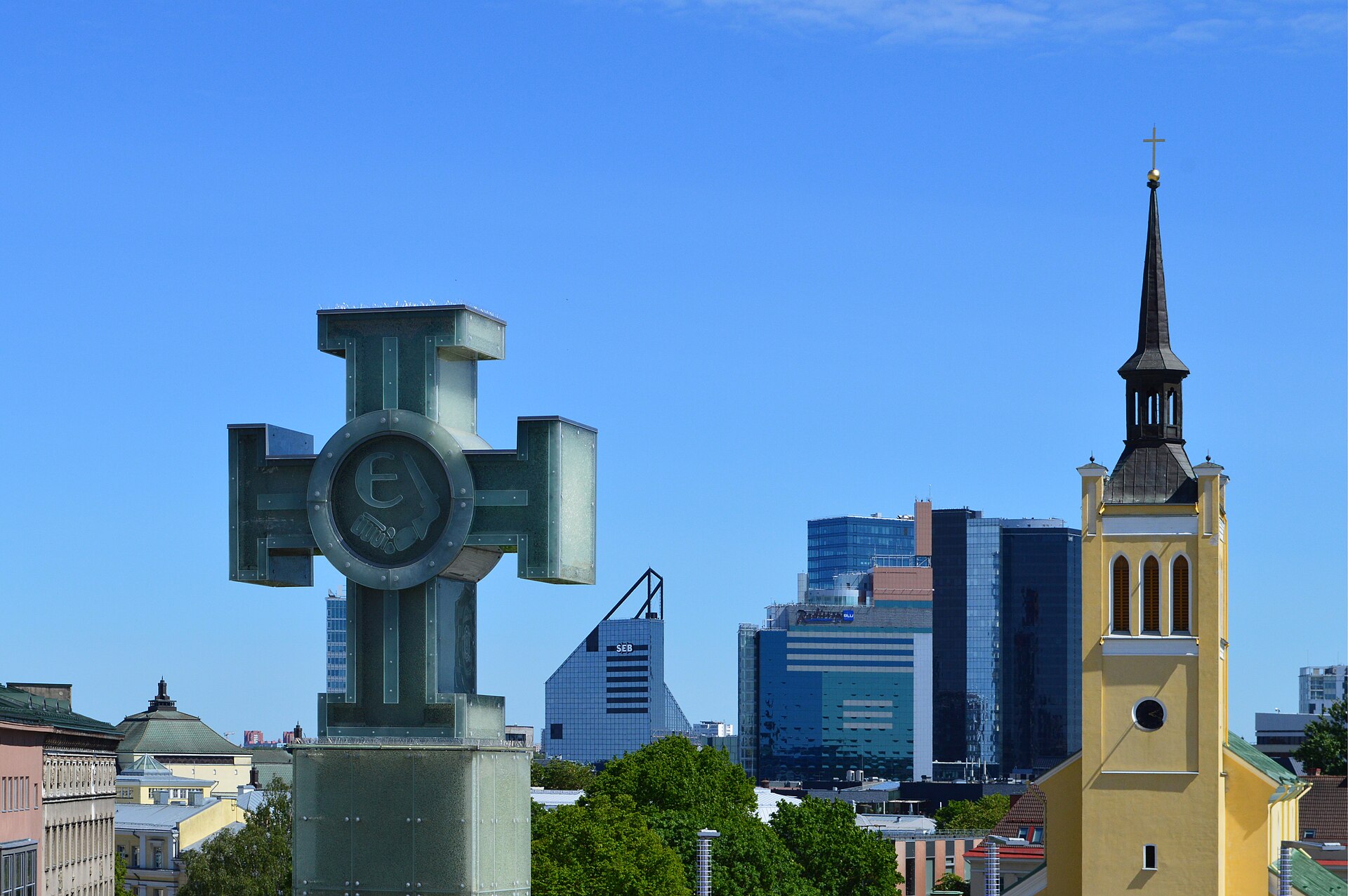 Tallinn Landmarks 103 - Cross of Liberty Skyline — Tallinn, Estonia